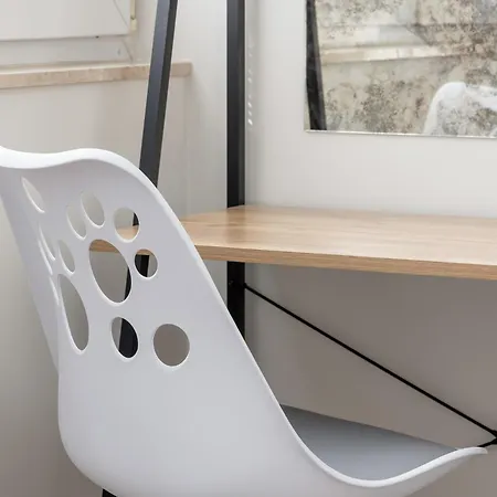 Norwida Bright In Close To The Sea By Renters